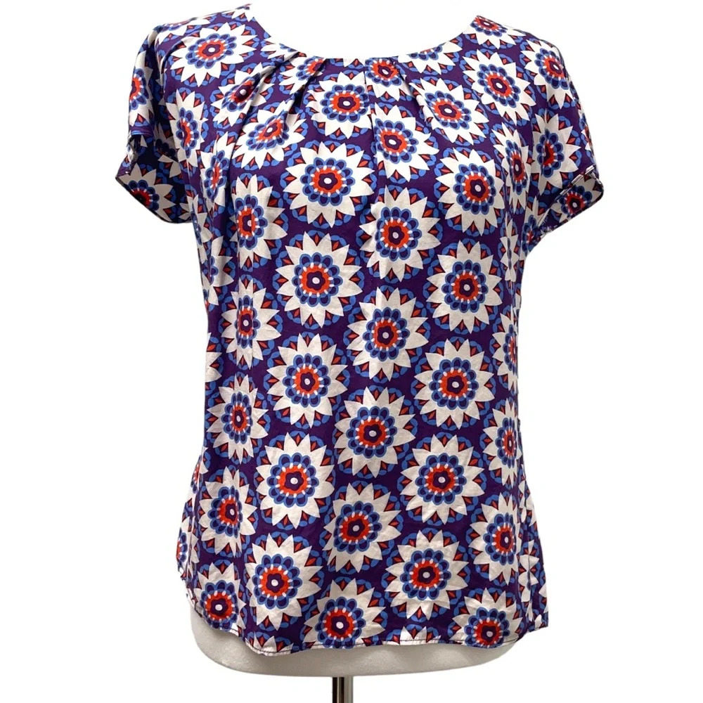 Boden Short-sleeved Blouse. Size 6. Cream blue purple floral top silk blend top